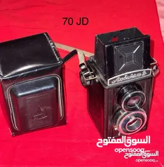  10 كاميرات تصوير الزمن الجميل وبعض لوازم التصوير. الاسعار والتفاصيل في الوصف.