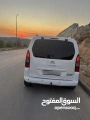  4 سيتروين برلينجو