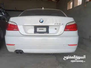  5 BMW 528XI 2008