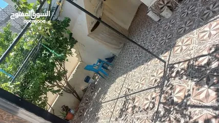  5 منزل للبيع