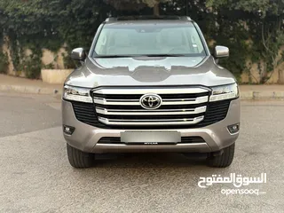  2 تويوتا لاندكروزر 2022 GXR بحاله الوكاله فحص كامل فل كامل ماشي 24 الف فقط صيانه الشركه