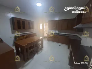  7 شقة مجددة بالكامل - تلاع العلي - 3نوم - 240م - بلكونات - قرب الخدمات العامة