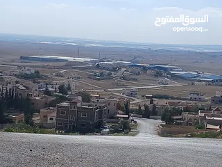  2 أرض مميزة في الموقر (مطل الحاتمية)
