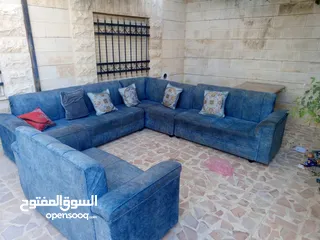  1 اطقمين كنب للبيع  ابسعر مغري جدا جدا