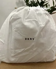 5 حقيبة DKNY