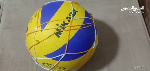  4 كره طائره ...
