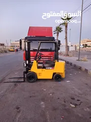  2 رافعات شوكية نوع هايستر ديزل حمولت 2طن جك وصط  قير اتومتك بحاله الوكاله