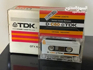  1 اشرطه كاسيت وسيدي واسطوانات وكاترج وريل