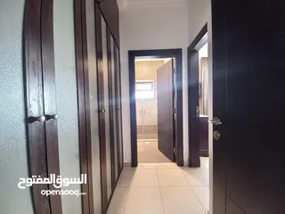  13 شقة مفروشة للإيجار في دير غبار  ( Property 35566 ) سنوي فقط