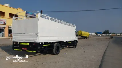  8 7ton 10ton vehicle available for rent all over muscat