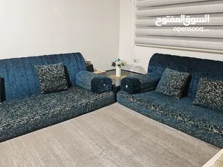  3 متفرقات للبيع بداعي السفر مجلس عربي .مسابل .سشوار .شواية.فرن .كارسيت..صواني..صاج