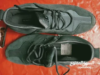  7 حذاء رياضي نايكي اصلى فيتنامي، مقاس 40.5 EUR ، شياكة وأناقة