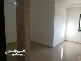  13 طابق مستقل من فيلا للايجار في ضاحية الرشيد مقابل فندق قصر الحرير