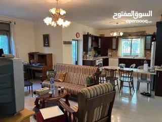  1 شقه للبيع مقابل مطعم kfcفي الارسال