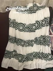  1 طقم جديد مرتب من vikik ملبوس مره وحده سعره 35 بدي ابيعه 18