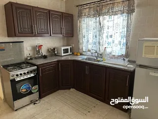  2 شقة مفروشة في اربد منطقة مجمع الشيخ خليل للبيع