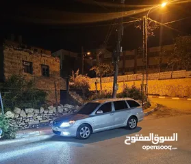  1 سكودا ستيشن اصل خصوصي  1600 جير عادي ديزل