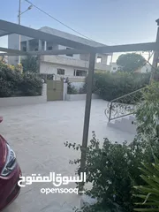  12 ارض دونم مع بيت ارضي وبيت طابقين