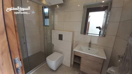  12 دوبلكس مميز مع ورف للبيع في ام اذينة  ( Property 40850 )-174893167