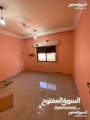  4 شقه للبيع في الثالثة طابق ارضي معلق شارع ألرئيسي  مقابل السابعه اكمال المنشور في الأسفار