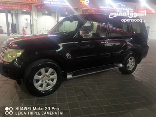  8 Mitsubishi Pajero 2011