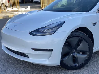  14 Tesla Model 3 Standerd Plus 2019