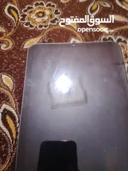  1 ايباد ميني 6 بحالة جيدة
