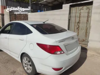  4 هيونداي اكسنت 2018 ممتازة بسعر مميز