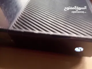  5 XBOX ONEمستعمل مع ايد والتانية هدية