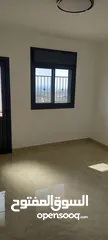 5 شقه للايجار