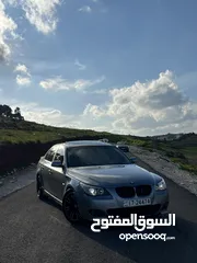  2 BMW E60 2006