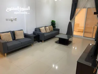  6 Luxury 2 bedrooms apartment for daily rent.