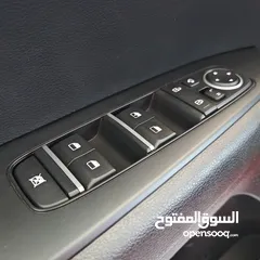  25 KIA CERATO 2024 (كفالة الوكيل الرسمي 5 سنوات) و(عقد صيانة 30,000 كم زيوت وفلاتر)