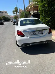  2 Mercedes C200 2019