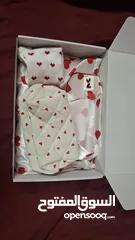  1 Red heart pyjama box