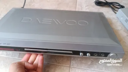  2 DVD PLAYER للبيع