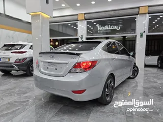  4 هيونداي اكسنت مميزة جداً للبيع