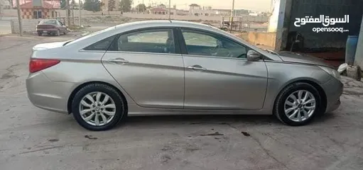  2 سيارات للاجار في اربد