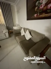  7 طقم أرائك بني فاخر بحالة شبه جديدة وحدة 2 كراسي وحدة 3 كراسي 160سم و 222سم  السعر قابل لل مفاصلة