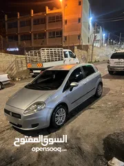  1 فيات بونتو 2009