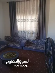  2 مجلس للبيع ظغط 18