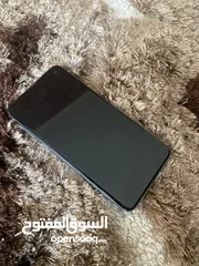  2 تلفون سامسونج S10e بحالة ممتازة جداً !