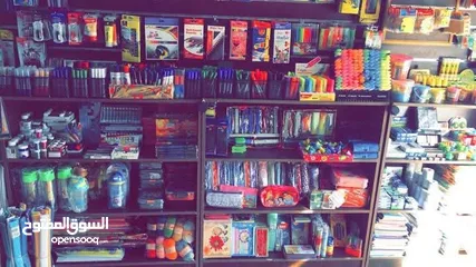  3 للبيع مكتبة للخدمات الطلابية الجامعية
