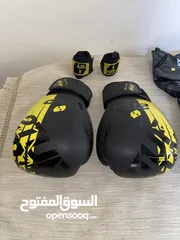  1 قفازات ملاكمة