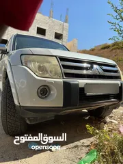  10 باجيرو 2008 لون لؤلؤي مميز، ماشية 124 ألف كم فقط