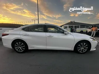  7 لكزس موديل 2019 ES300h هايبرد