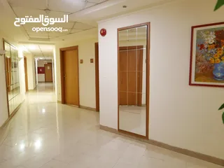  8 سكن طالبات الفاضلة  - مقابل البوابة الرئيسة للجامعةالأردنية - 273 شارع الملكة رانيا العبدالله