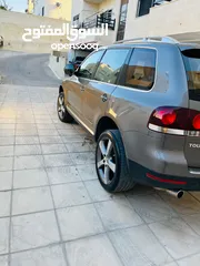  8 vw touareg very clean,