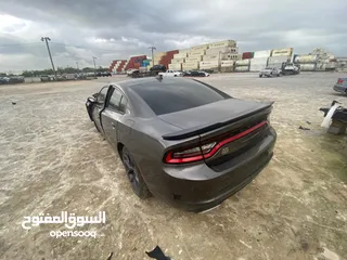  10 دوج جارجر موديل 2023