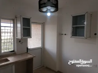 4 شقة  في اسكان النمساوي